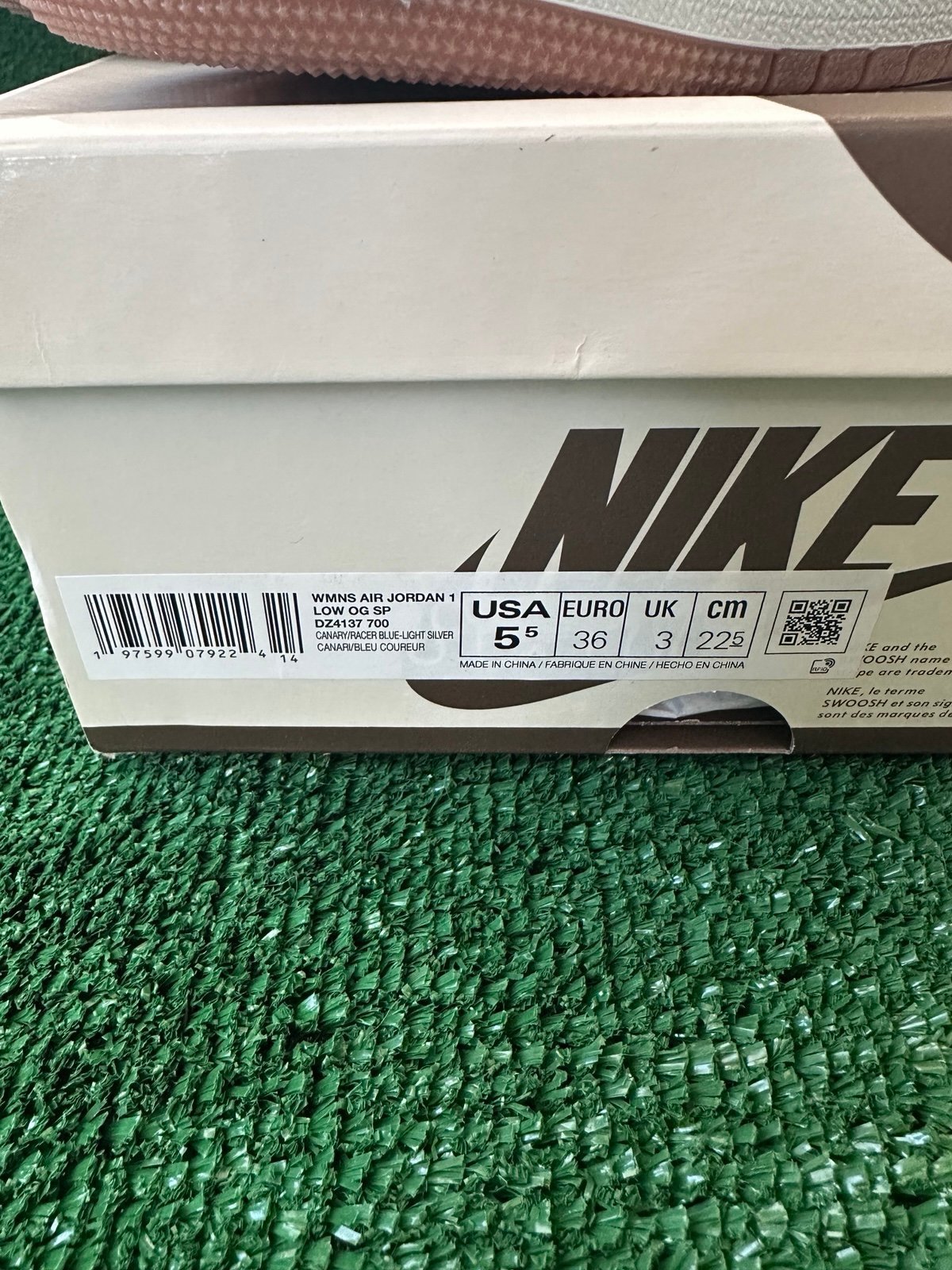 Size 4M/5.5W - Travis Scott x Air Jordan 1 Retro OG SP Low Canary DZ4137-700