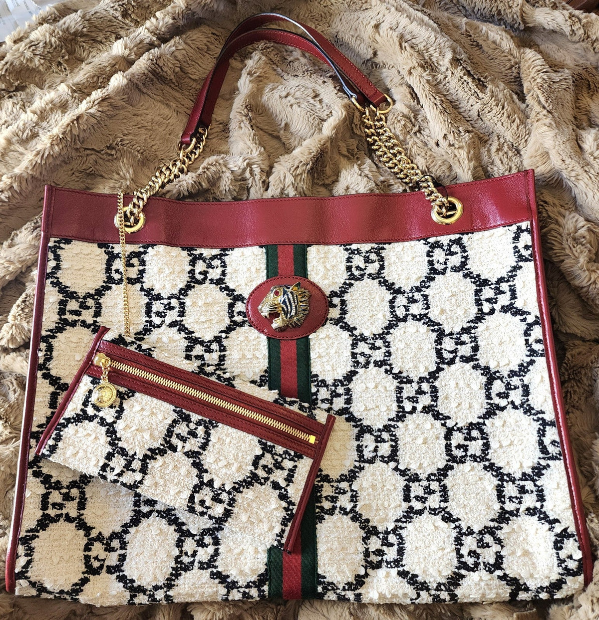 Authentic Gucci - Rajah Tote Bag & Coin Purse - Red & Cream w/ Monogram Design