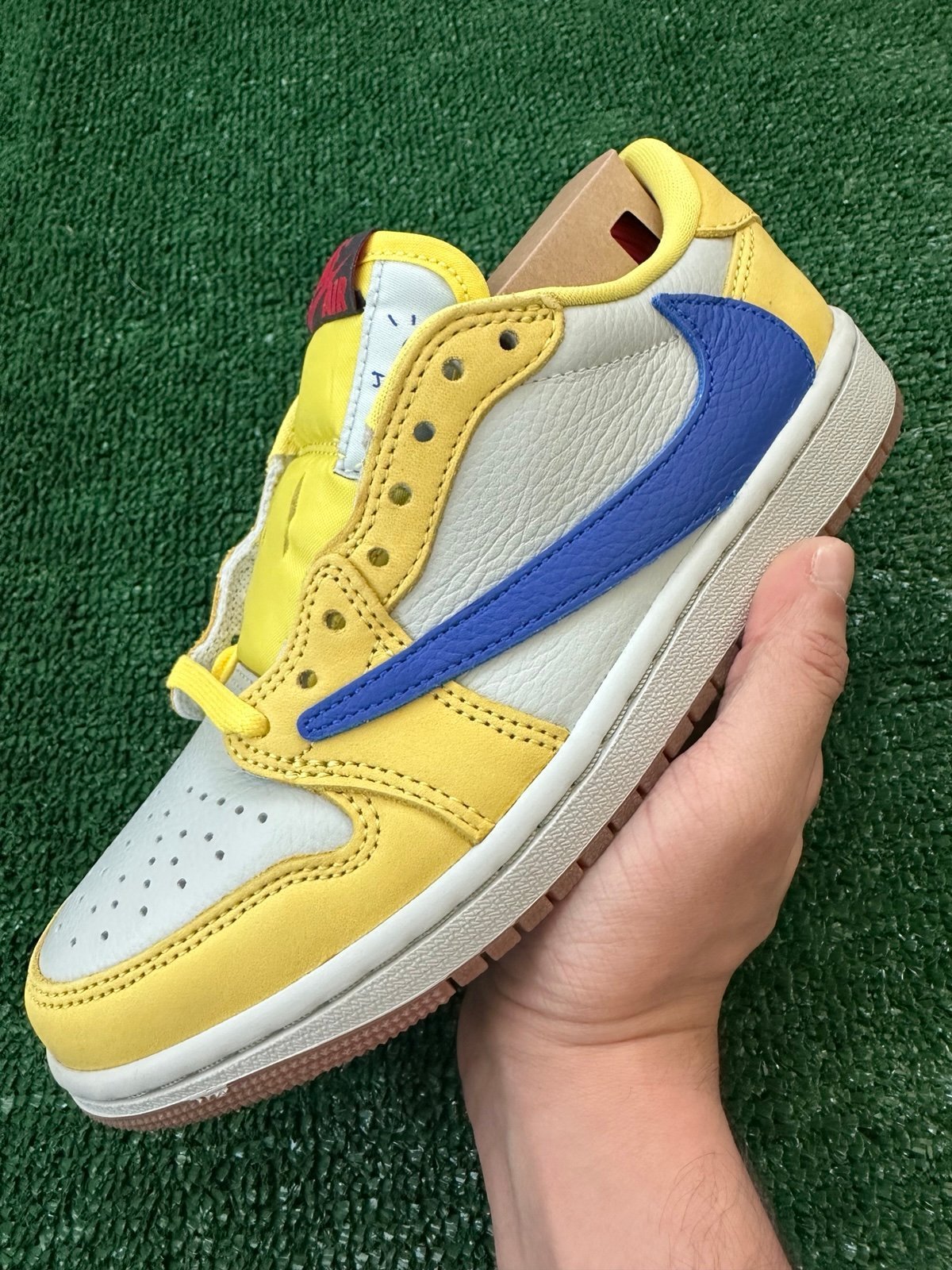 Size 4M/5.5W - Travis Scott x Air Jordan 1 Retro OG SP Low Canary DZ4137-700