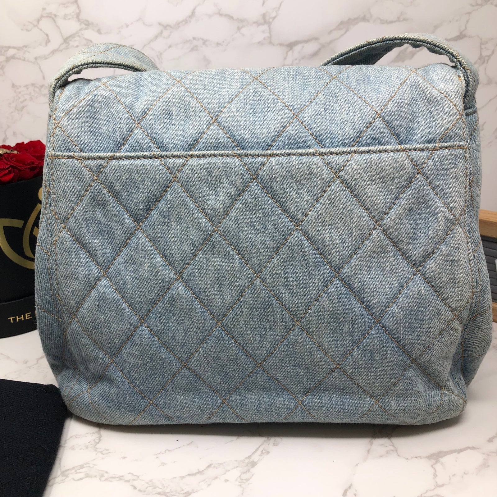 AUTHENTIC CHANEL VINTAGE blue Denim CC 24k gold plated turn lock shoulder bag