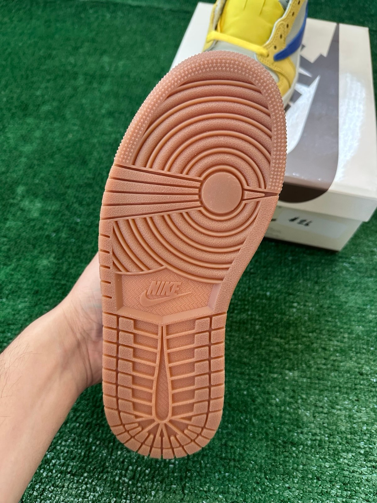 Size 4M/5.5W - Travis Scott x Air Jordan 1 Retro OG SP Low Canary DZ4137-700
